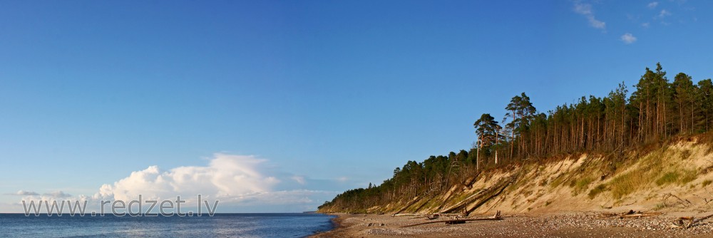 Staldzenes jūrmalas panorāma