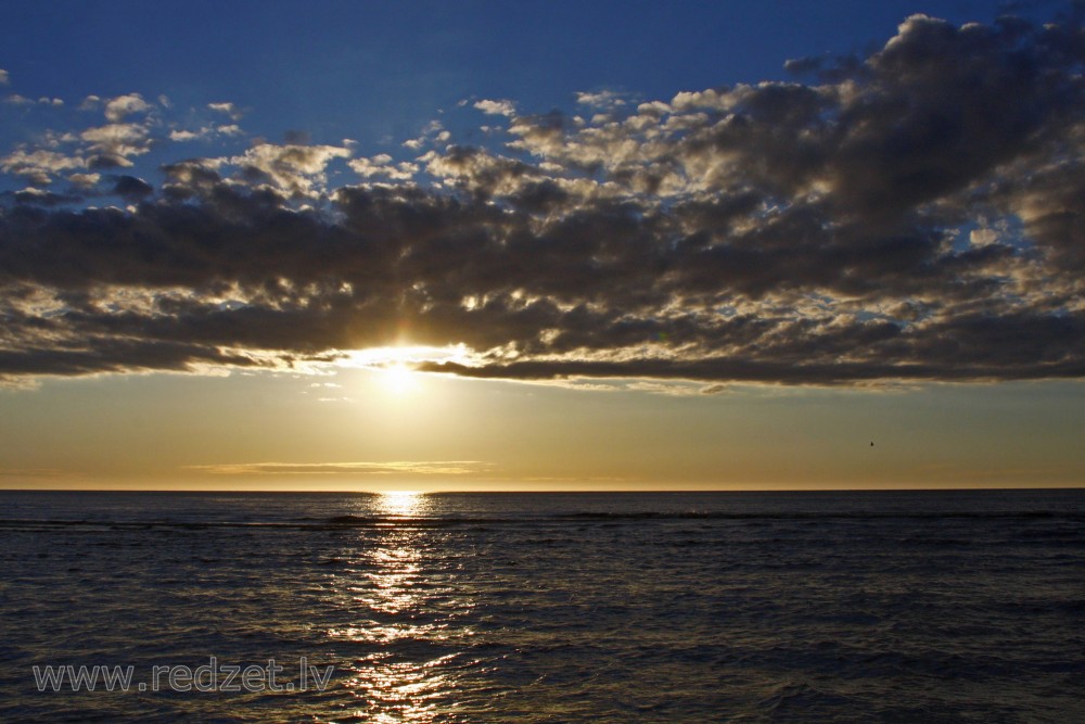 Saulriets Baltijas jūrā