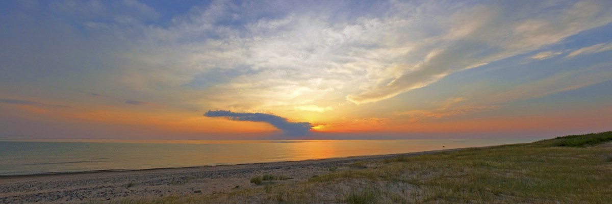 Saulrieta panorāma Baltijas jūrā Saulrieta panorāma Baltijas jūrā