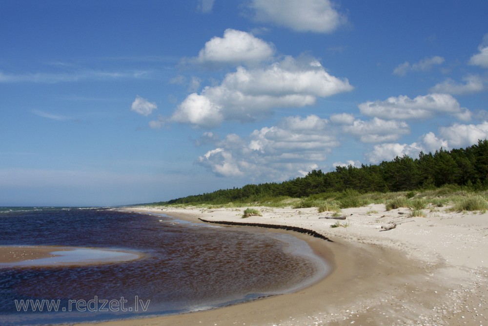 Jūrmala pie Irbes ietekas jūrā