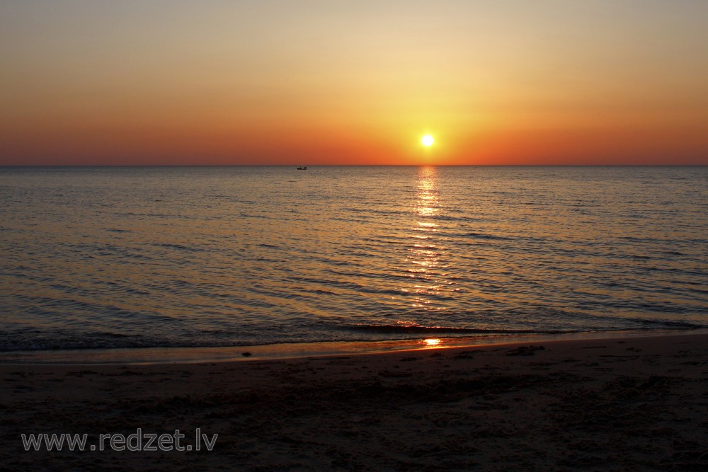 Saulriets Baltijas jūrā