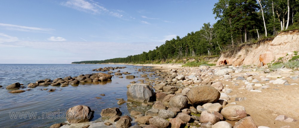 Ezurgas Red Cliffs