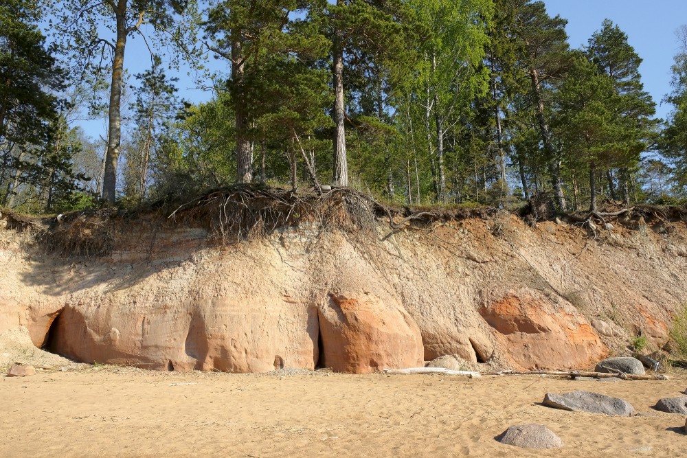 Cliffs near Ežurgas