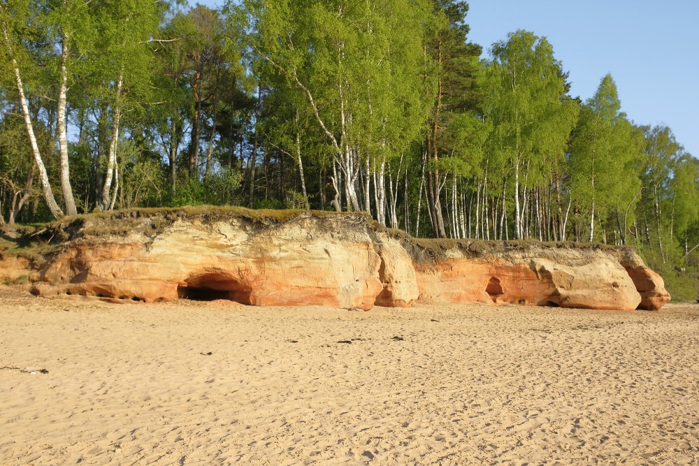Veczemju Cliffs