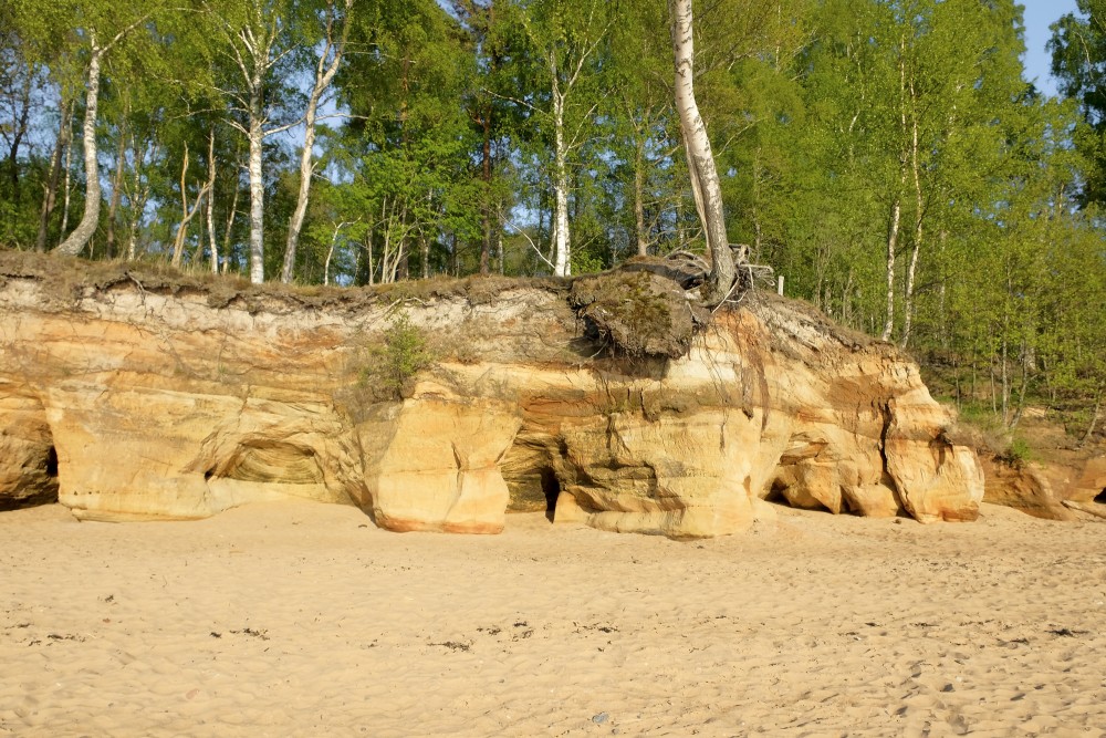 Veczemju Cliffs