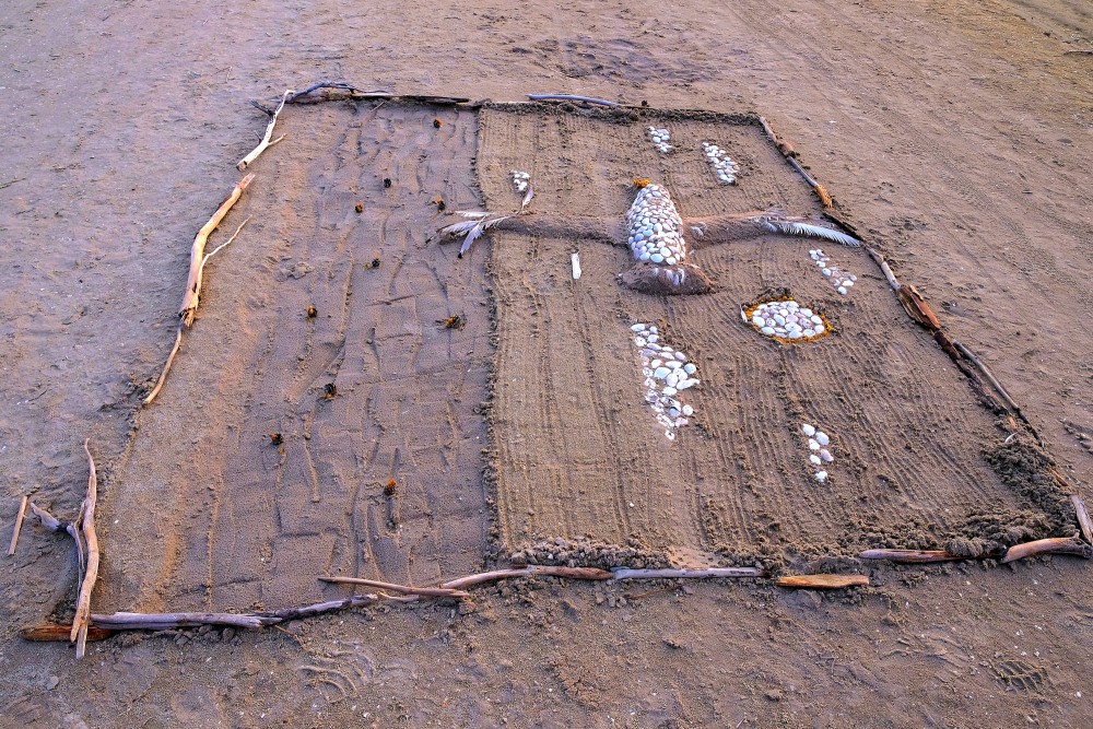 Kaijas tēla improvizācija pludmalē Kaijas tēla improvizācija pludmalē