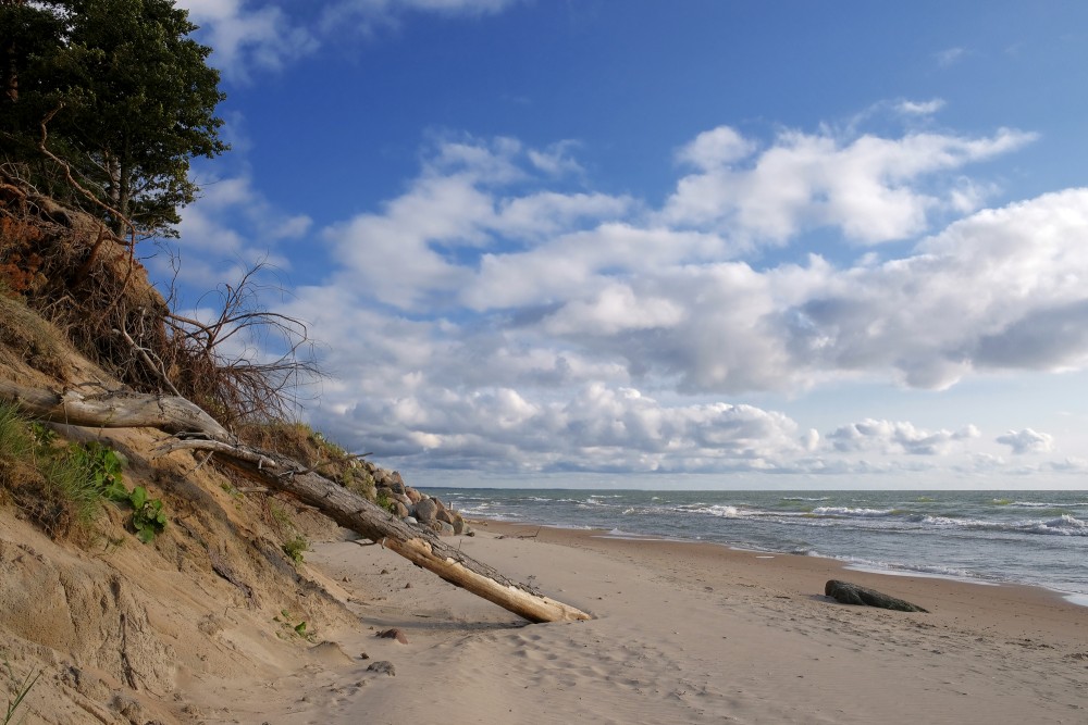 Jūras piekraste pie Sārnates