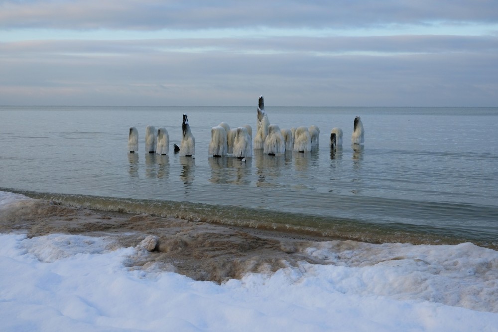 Frozen Pier in Staldzene
