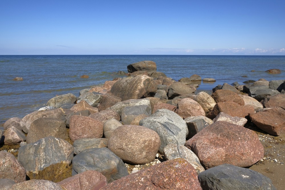 Mērsraga akmeņainā jūrmala