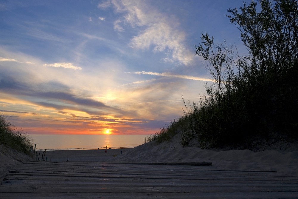 Saulriets Ventspils pludmalē
