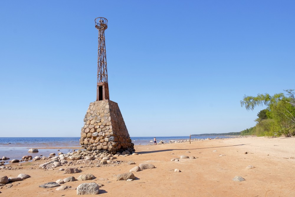 Ķurmraga bāka, Vidzemes akmeņainā jūrmala