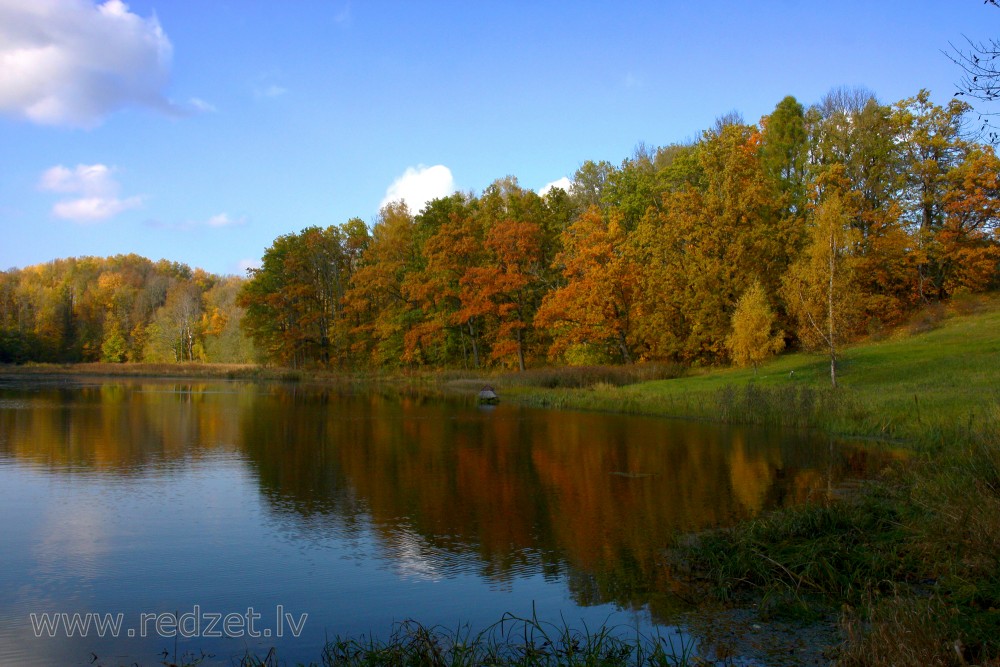 Lake Tartaka in Autumn