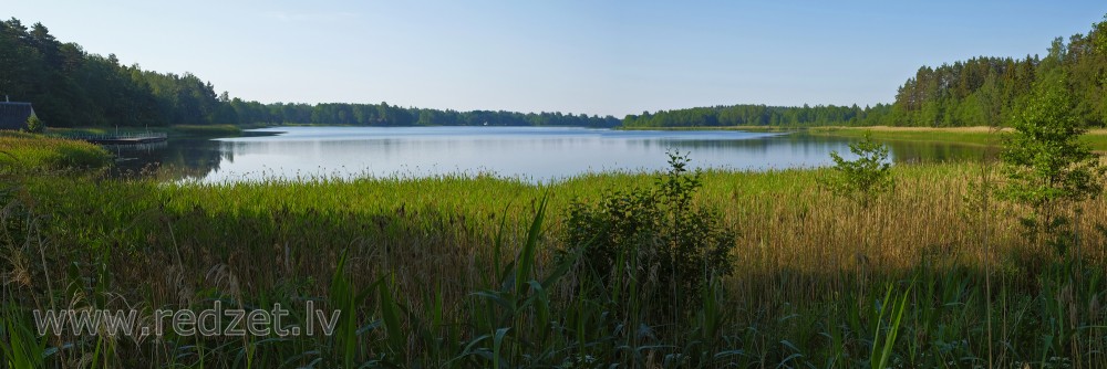 Lake Tirukšezers Panorama