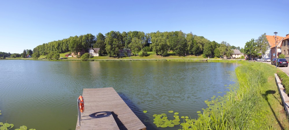 Talsu ezera un Ķēniņkalna panorāma