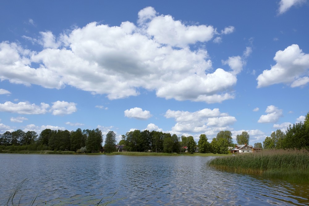 Lake Lubezers, Latvija