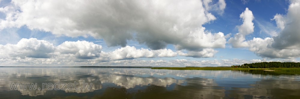 Lake Burtnieks Panorama