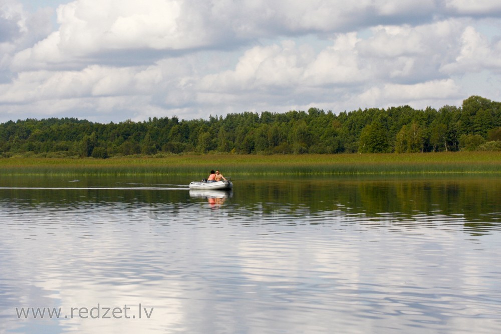 Lake Burtnieks