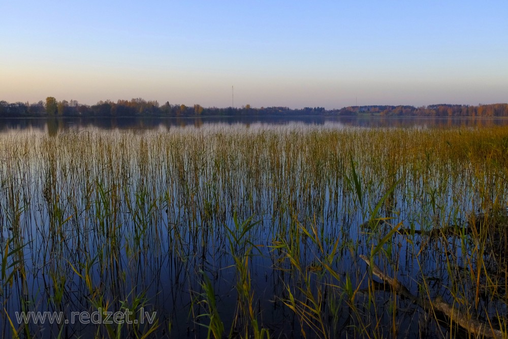 Lake of Stameriena in autumn