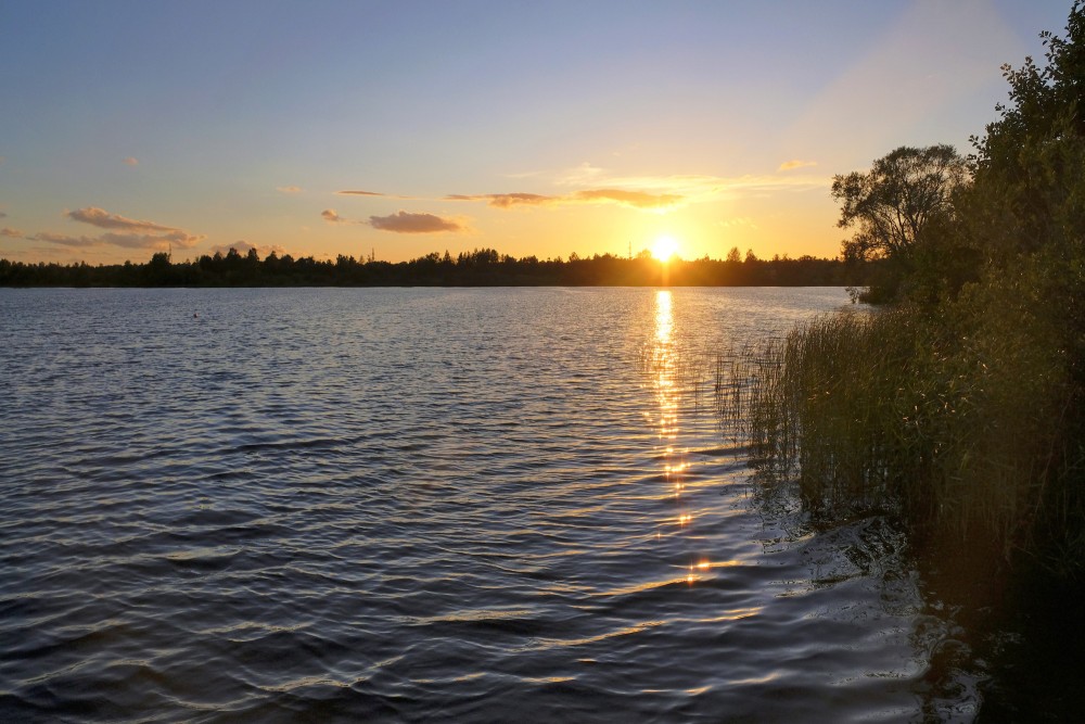 Saulriets Dolomīta Karjera Ūdenskrātuvē