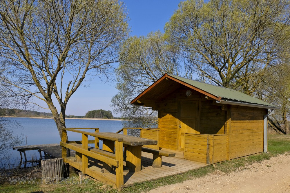 Camping cottage of Tērvete Reservoir (Swans Pond)