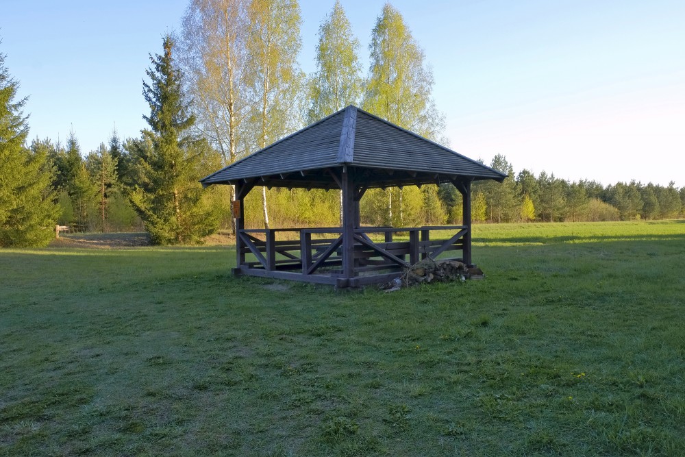 Atpūtas vieta pie Ellītes sēravota