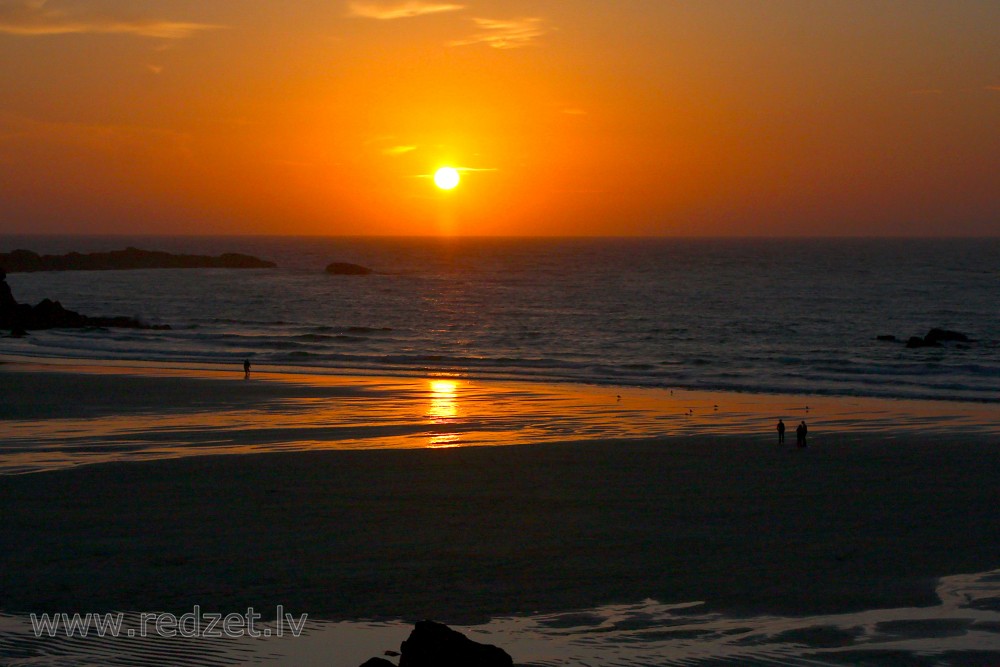 Sunset from Porthmeor beach in St Ives, Cornwall