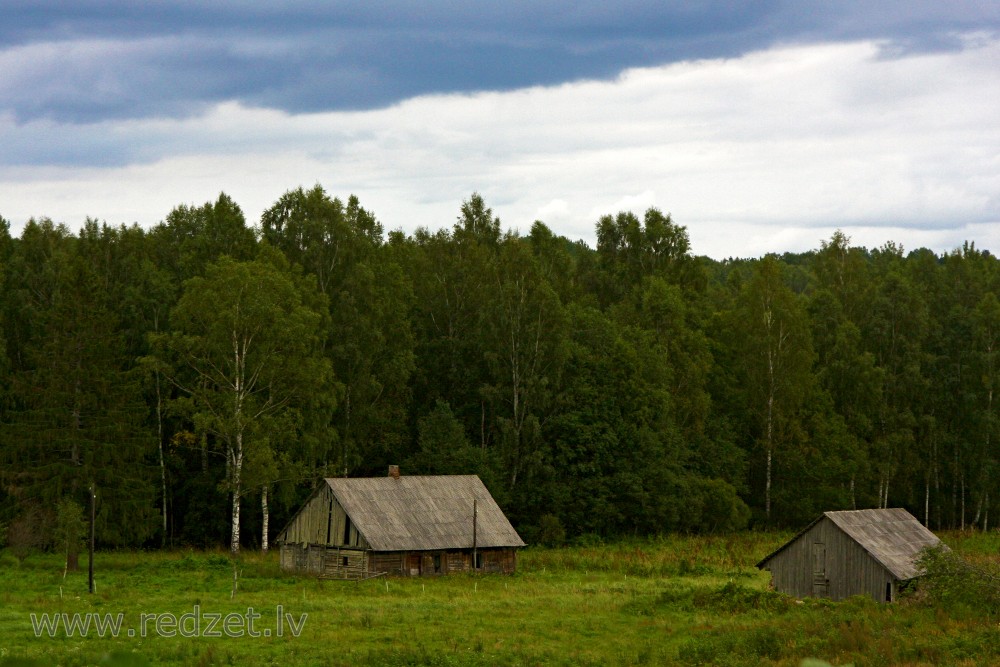 Pamesta māja