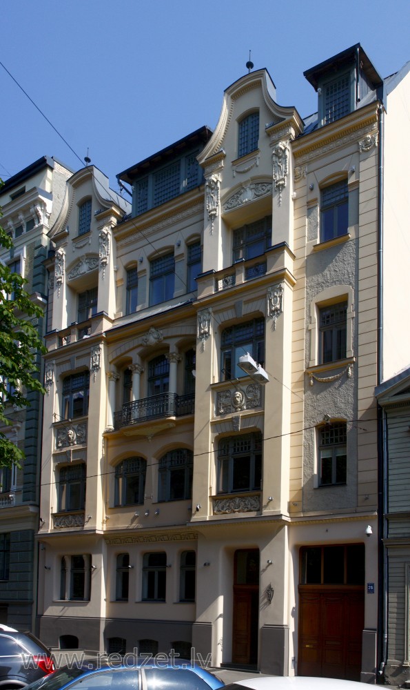 Rīga, Baznīcas iela 26