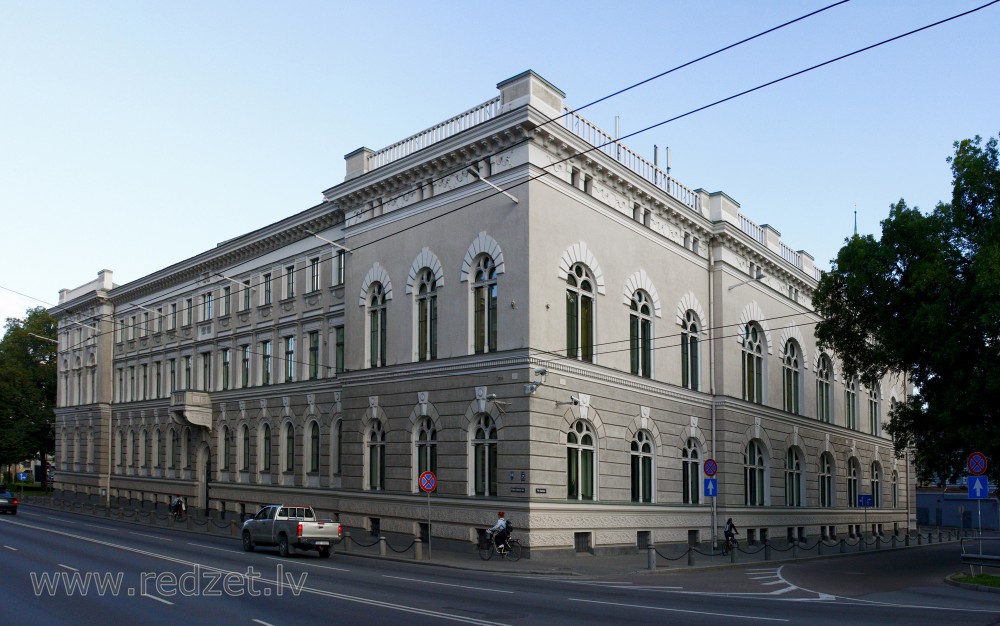 Latvijas Bankas centrālā ēka (K. Valdemāra iela 2A)