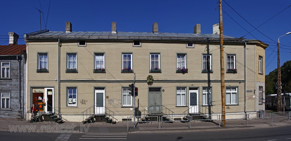 Rīga, Pērnavas iela 60