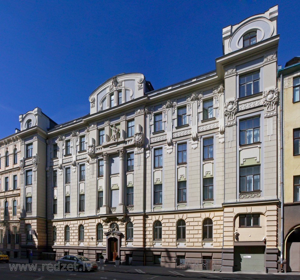 Rīga, Rūpniecības iela 1