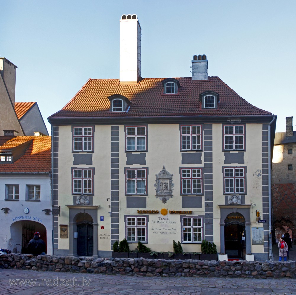 Viesnīca Ekes Konvents (Skārņu iela 22)