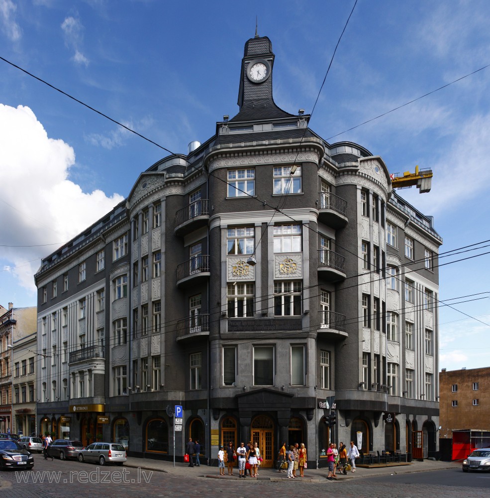Rīga, Tērbatas iela 14