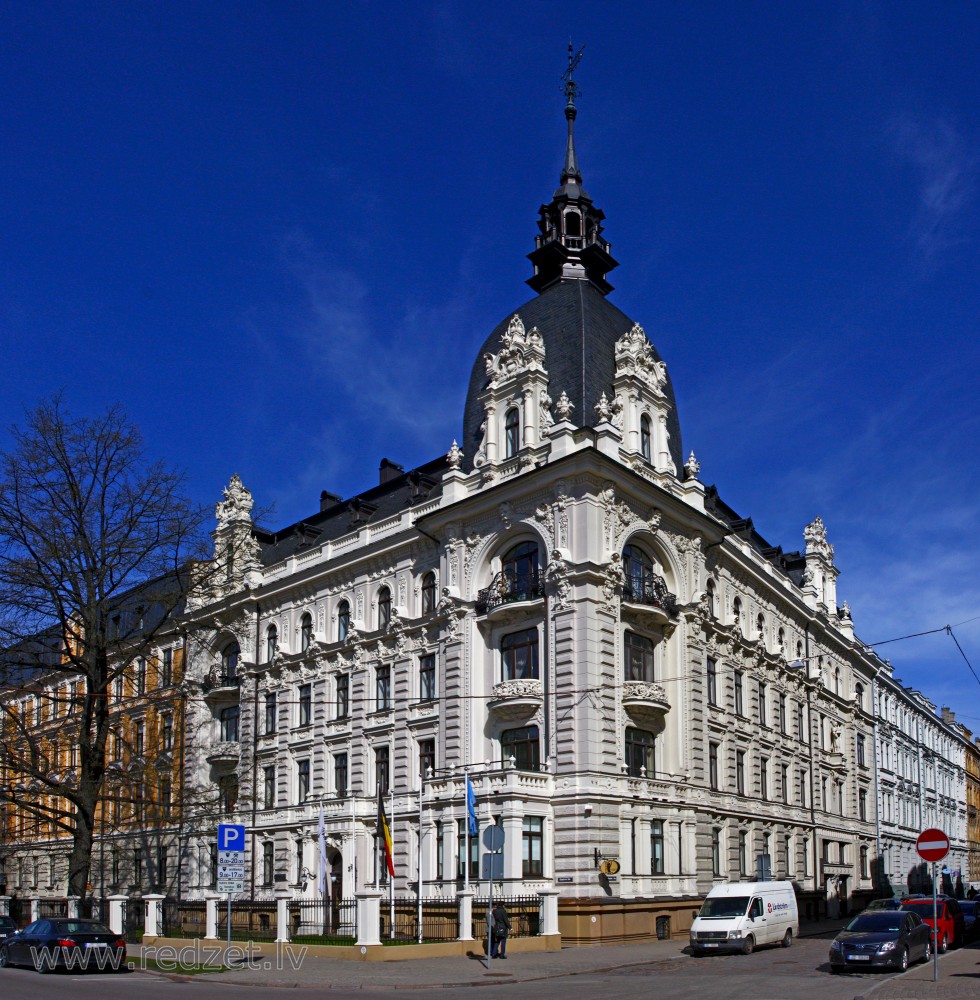 Rīga, Vīlandes iela 1