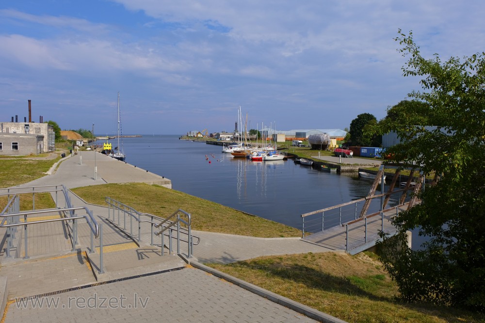 Mersrags yacht port