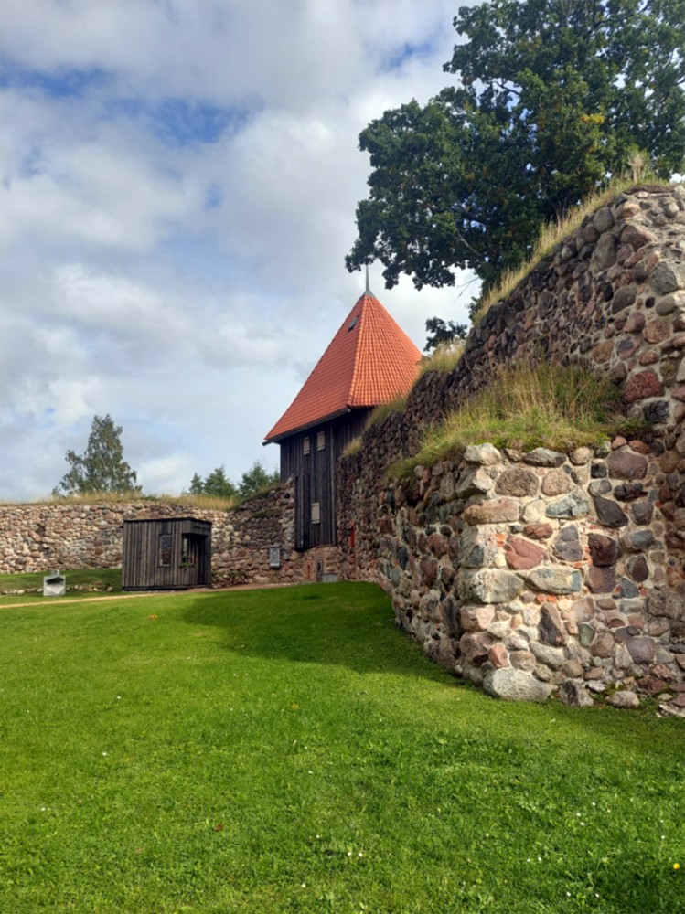 Alūksnes viduslaiku pils Dienvidu tornis