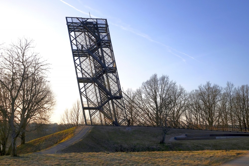 Kuldīgas slīpais skatu tornis