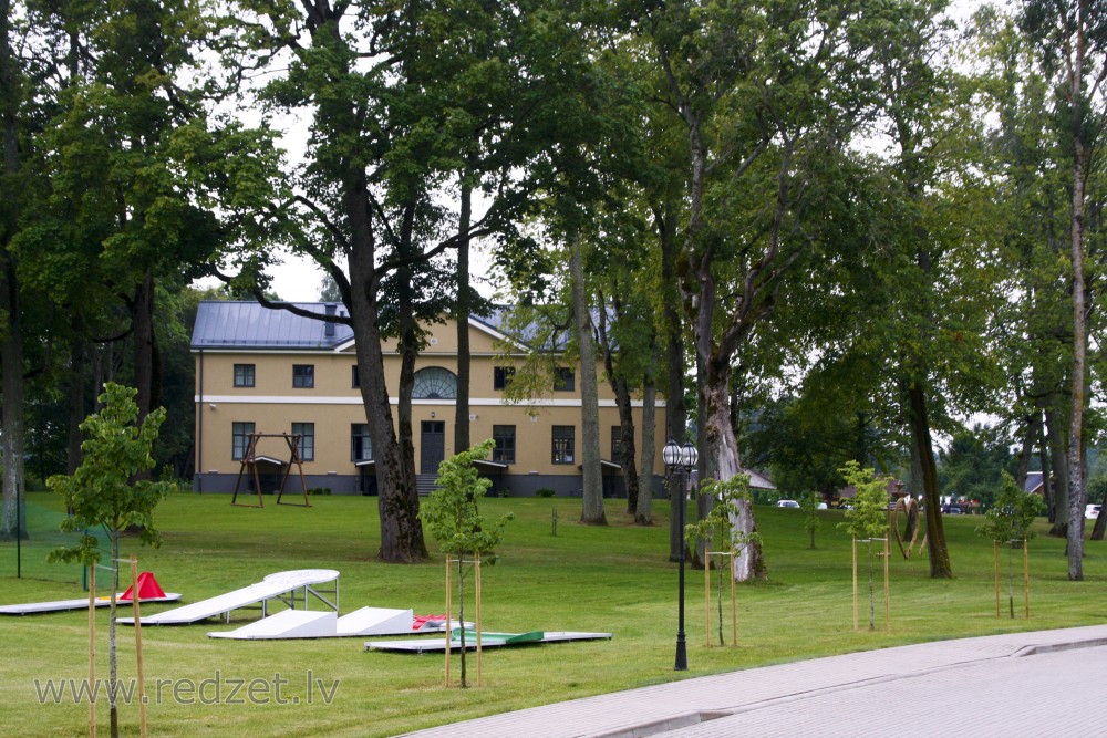 Skrunda Manor