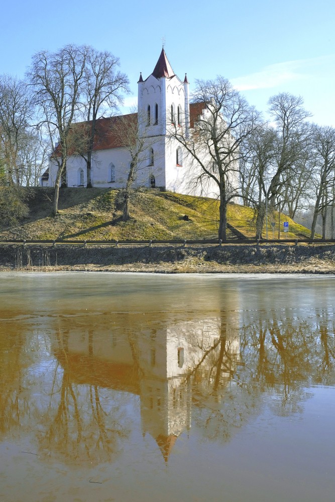 Aizputes Sv. Jāņa evaņģēliski luteriskā baznīca
