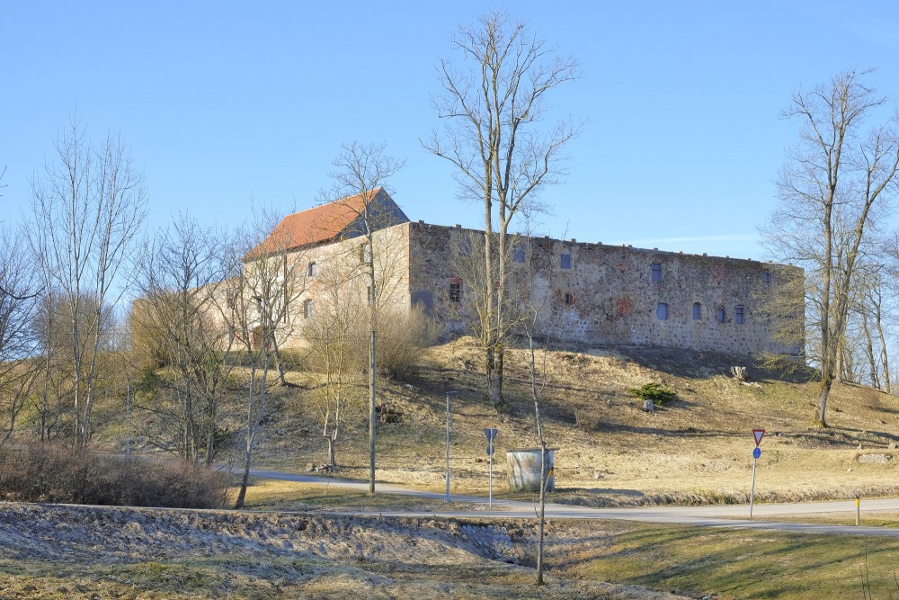 Aizputes ordeņa pils