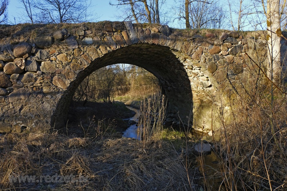 Mūrmuiža Arched Stone Bridge over River Vilce