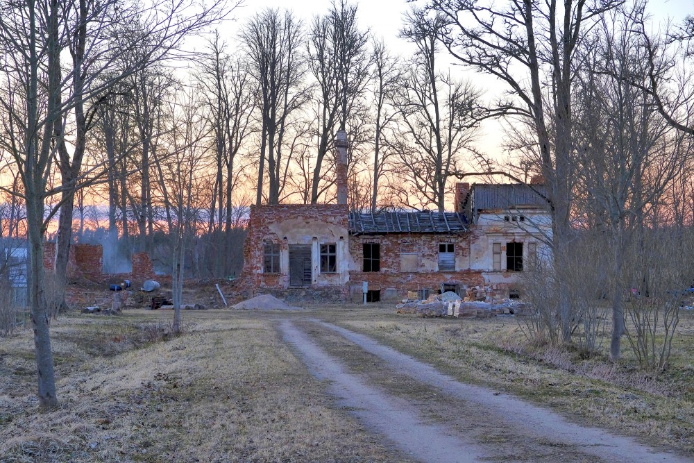 Plāņu muiža (Planen) Zantes pagastā Plāņu muiža (Planen) Zantes pagastā