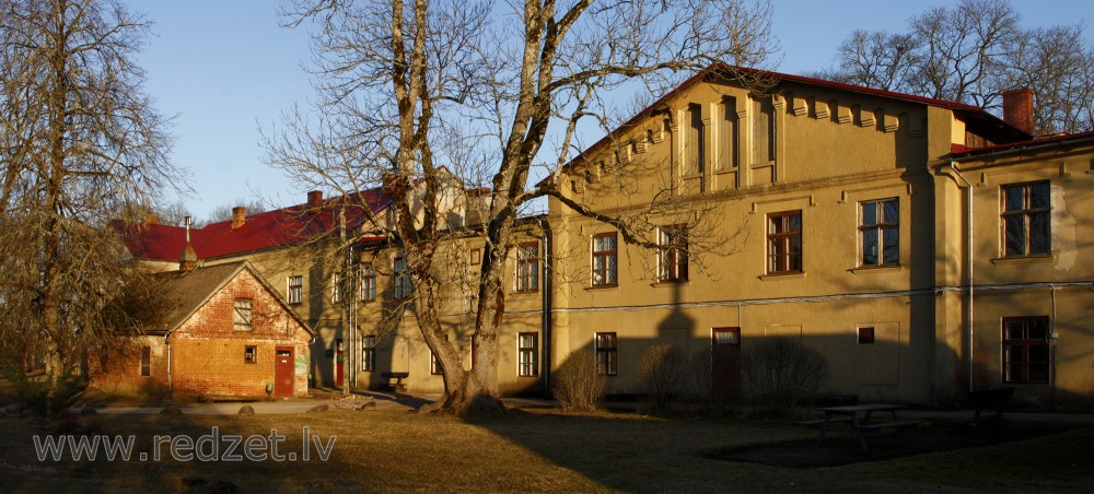 School in Renda (Latvia)
