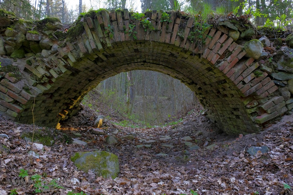 Arched brick bridge on Ugāle hillfort