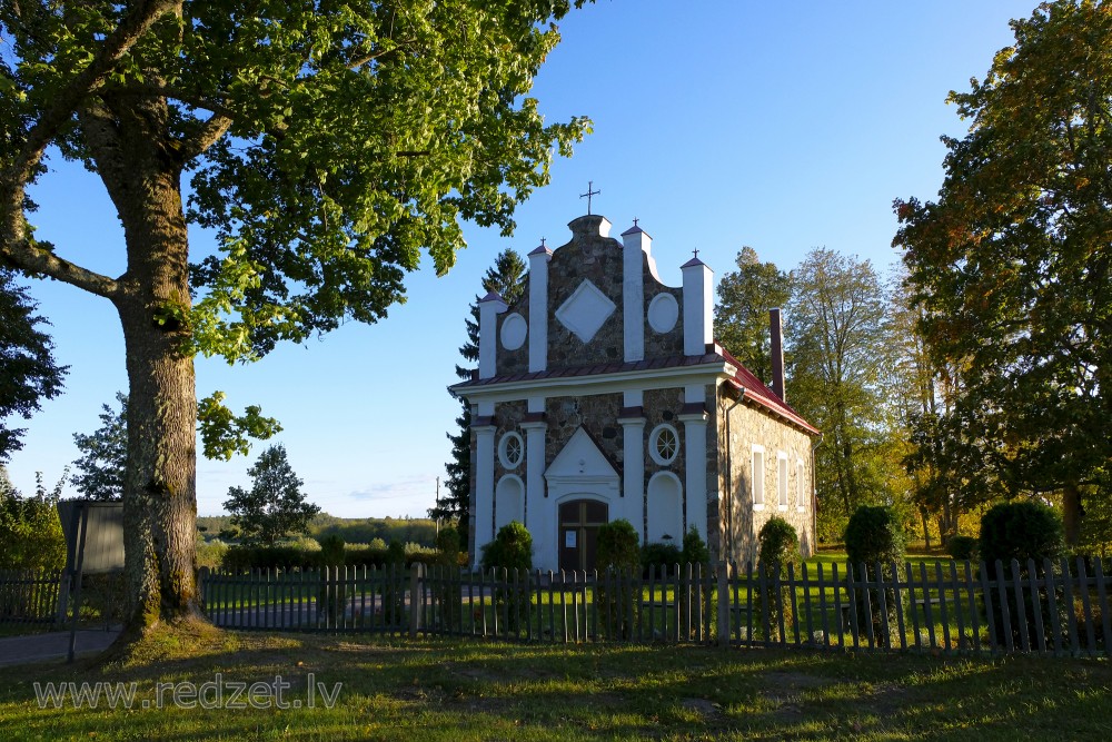 Madaliņas baznīca