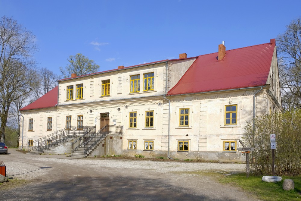 Spāre Manor