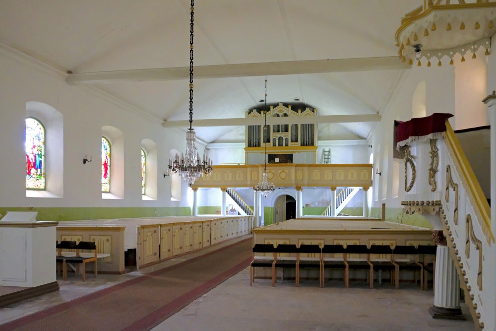 Valtaiķu luterāņu baznīcas interjers