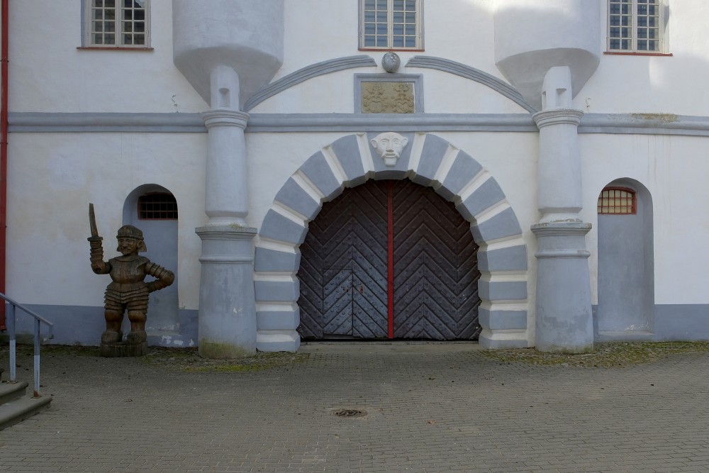 Zviedru vārti (Priekule)