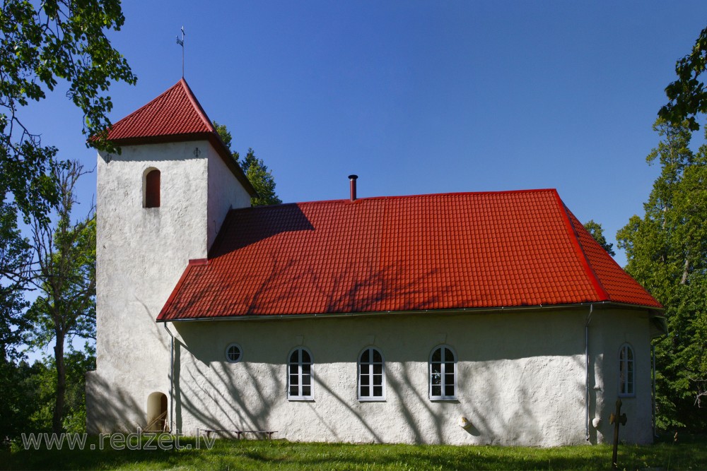 Sakaslejas luterāņu baznīca