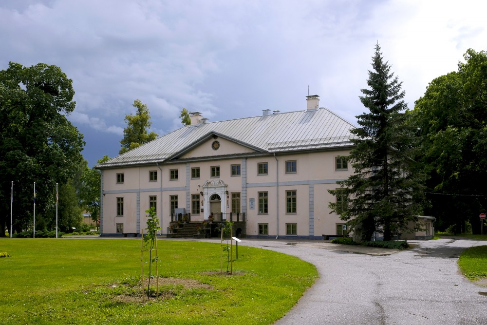 Vilce Manor